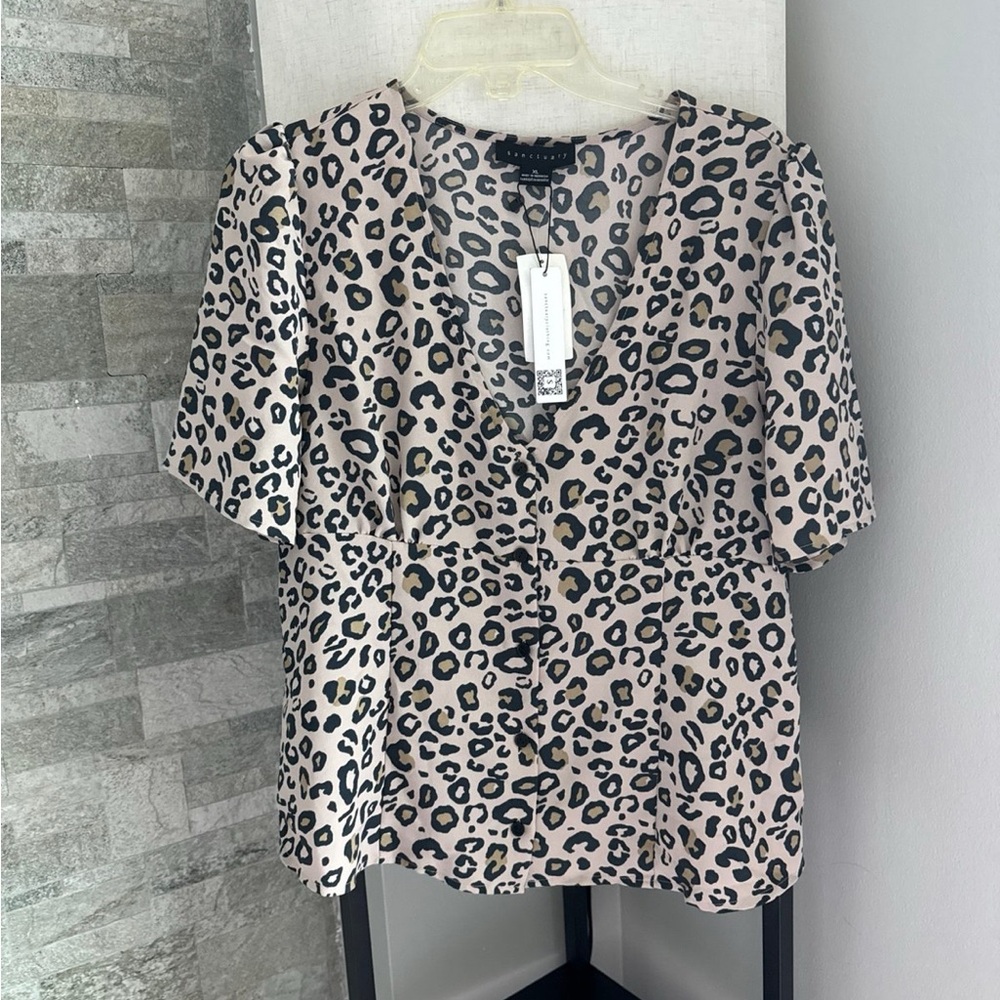 Leopard Print V-Neck Blouse Sanctuary leopard Island blouse  size extra large